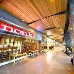 Group-Friendly Cebu Condo With Mall Access